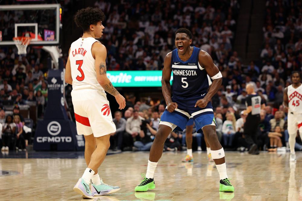 传递出他对 传递出他对